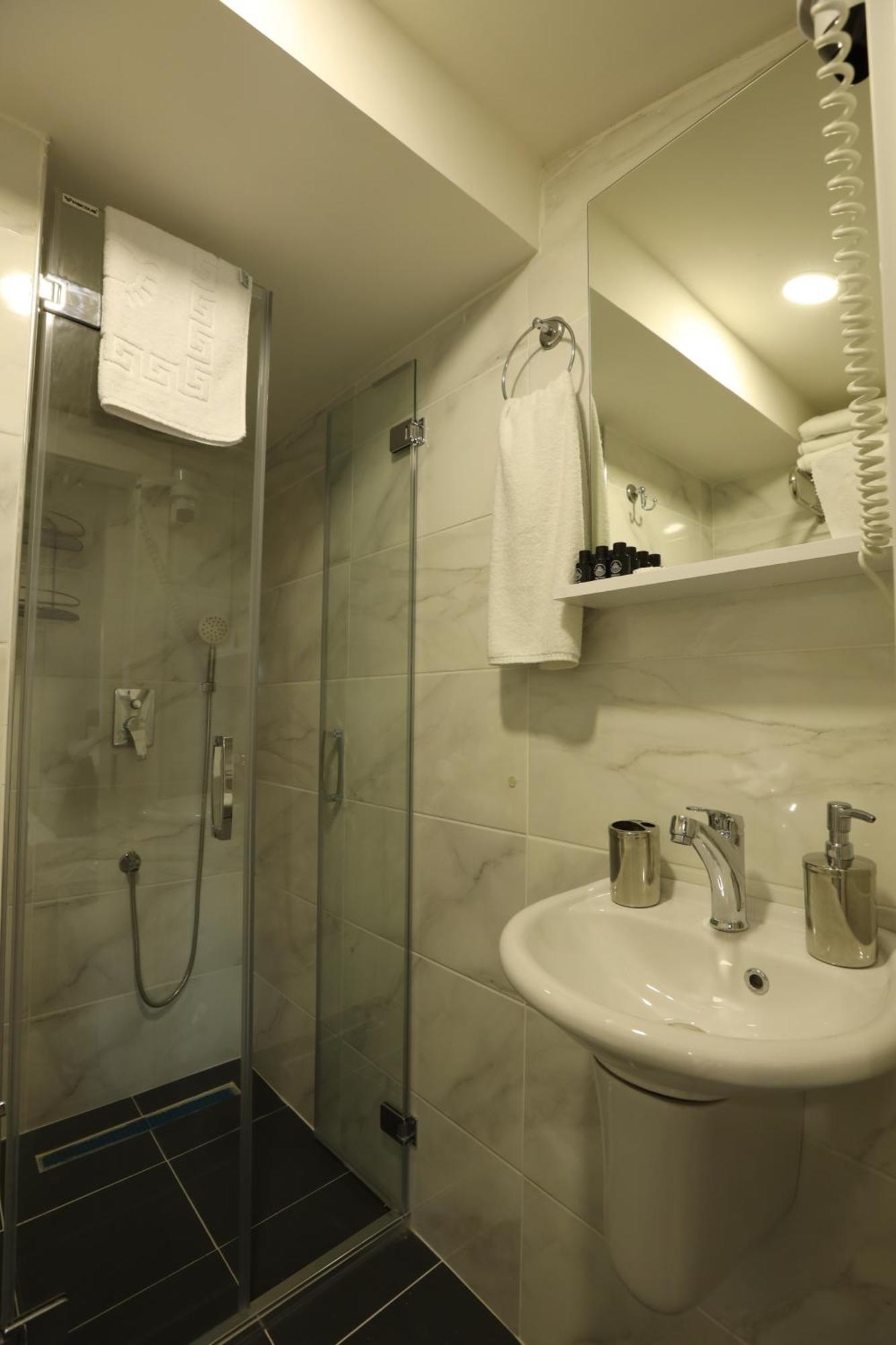 Askadar Cati Hotel *
