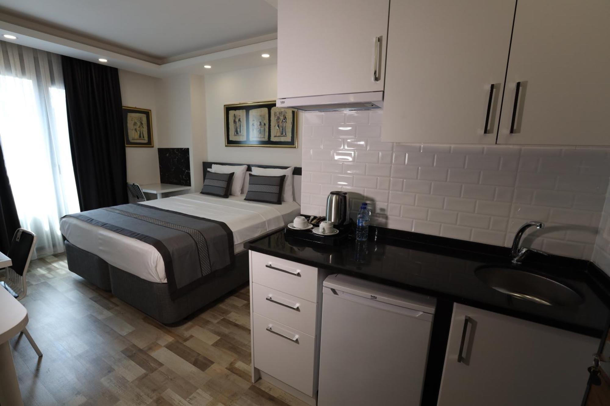 Hotel Askadar Cati *