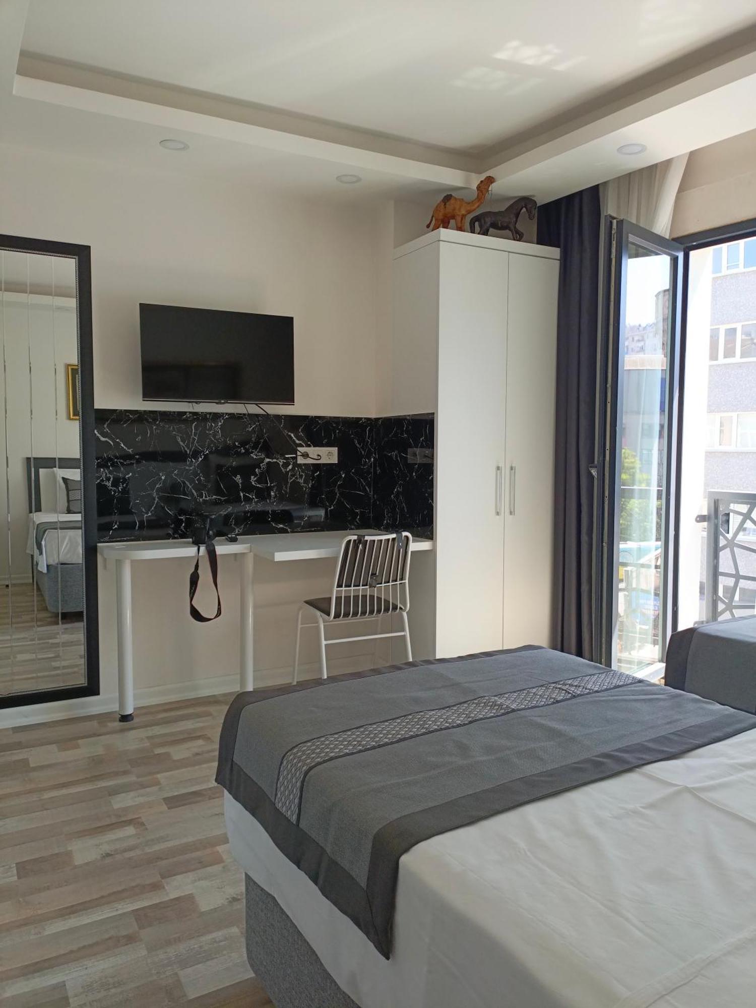 Askadar Cati Istanbul